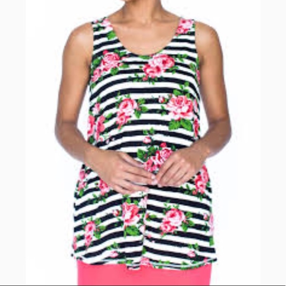 Agnes & Dora Essential Tank Top Size Medium 💚💞